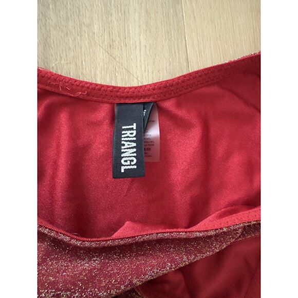 TRIANGL – Ruby Sparkle Bikini Set – Size M - Picture 3 of 9